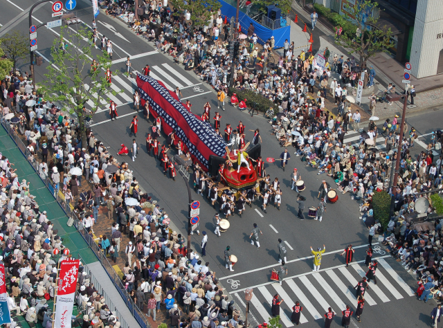 博多どんたく港まつり