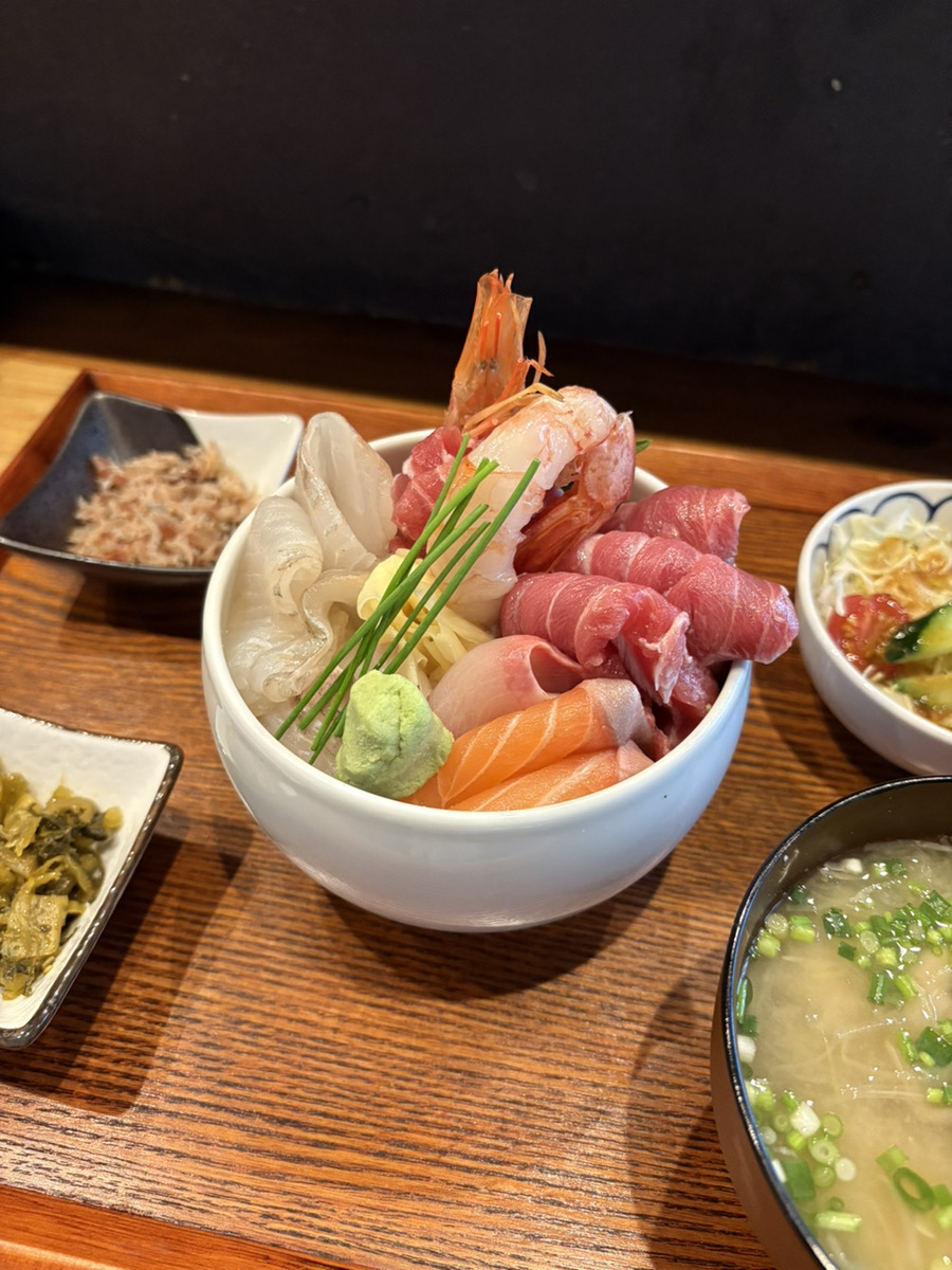 春吉にある鮨と鮮魚が楽しめるお店